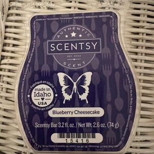 Scentsy Blueberry Cheesecake Wax Melt